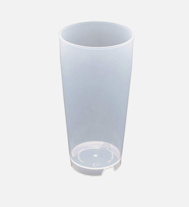 km_behaeltee_03_transparent_main.jpg